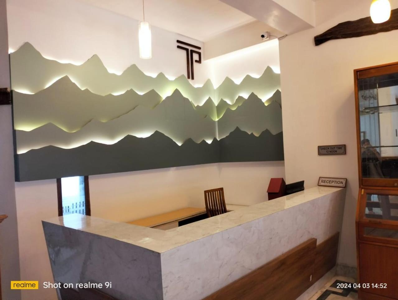 Tashi Palace Hotell Gangtok Exteriör bild